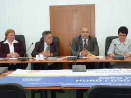 In imagine: cei doi viceprimari prezintă proiectul